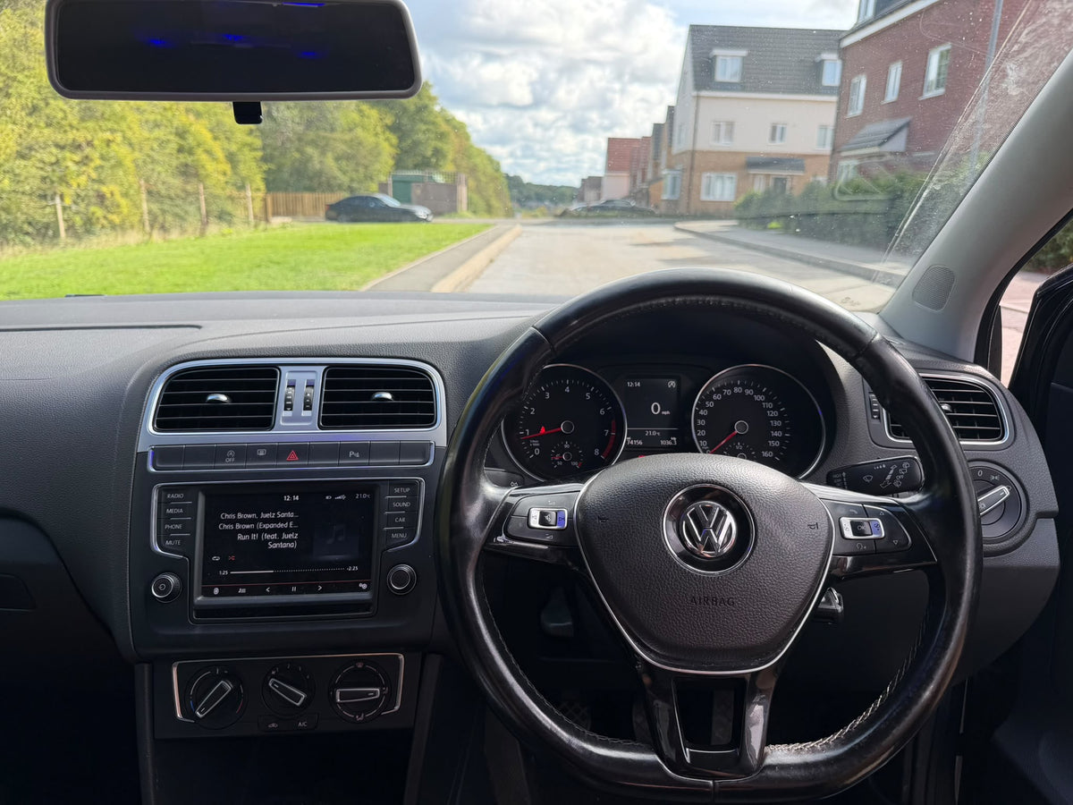 2015 Volkswagen Polo HPI Clear