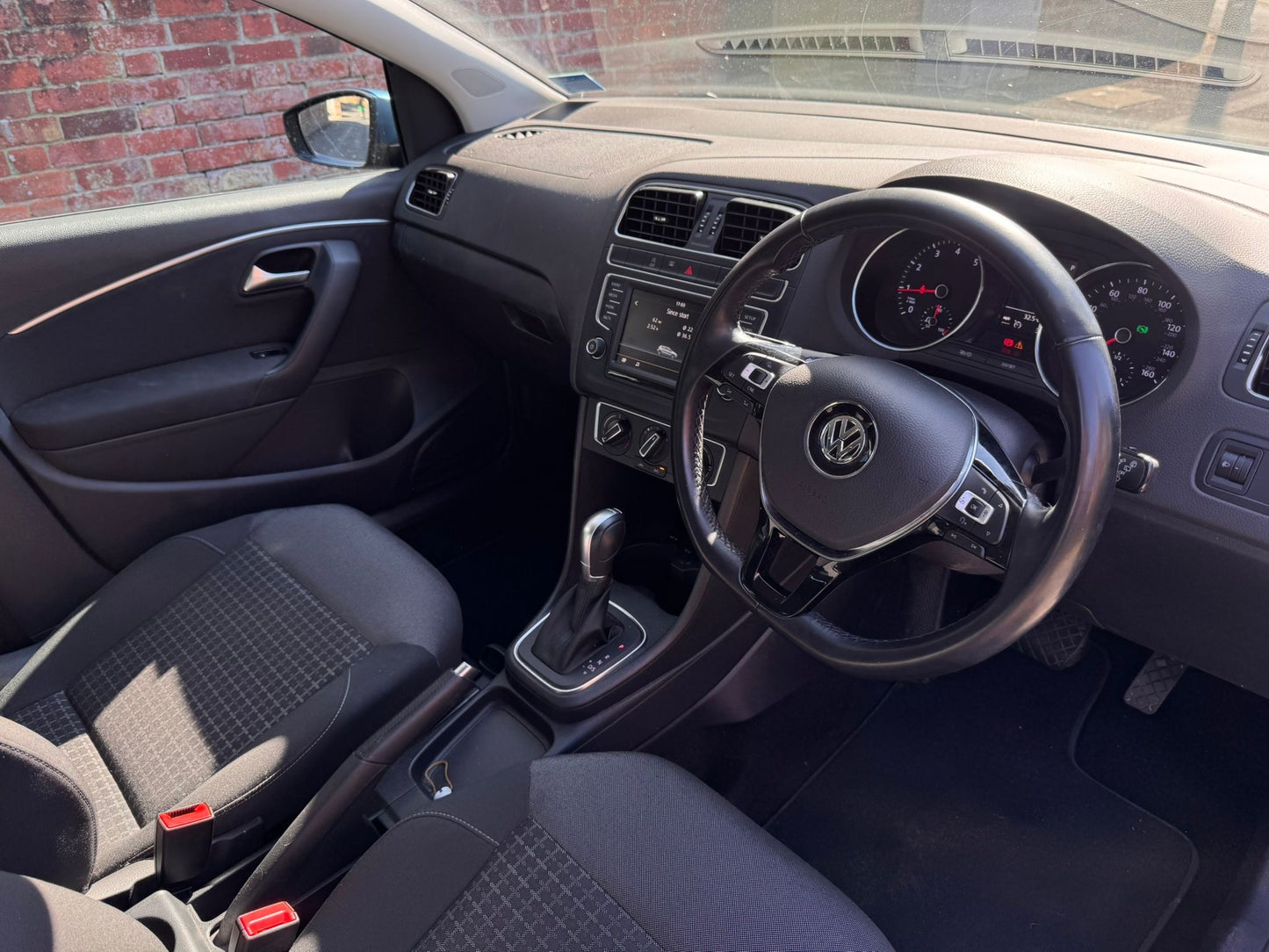2017 Volkswagen Polo Automatic HPI Clear